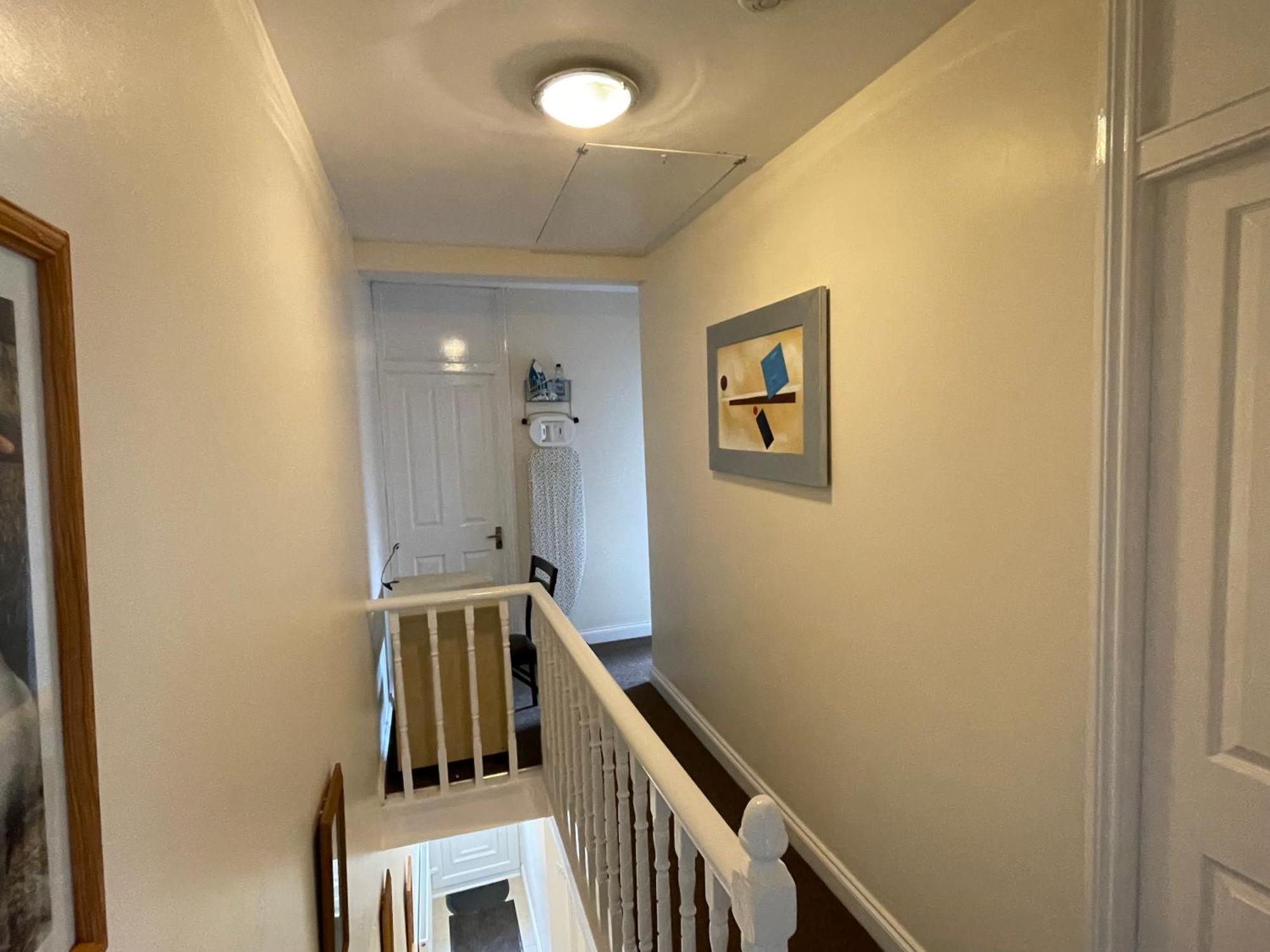 Beanies Lornestreet Four Bed House Apartment Суиндън Екстериор снимка